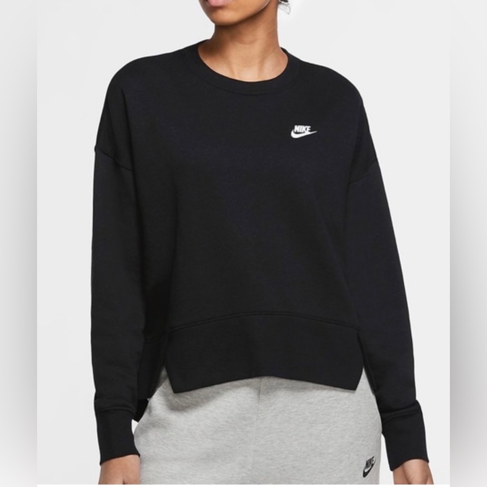NWT Nike Sportswear Club Women’s Fleece